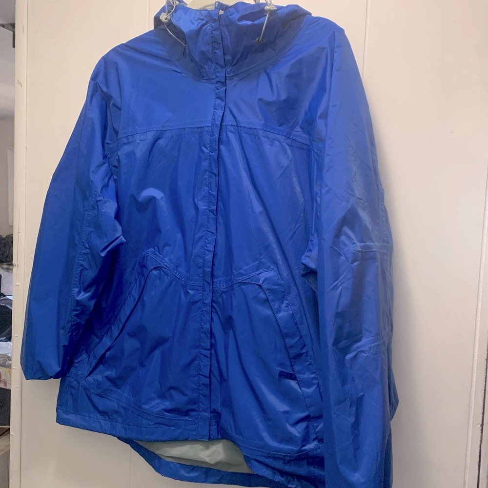 TRBN Women’s Large Rain Jacket